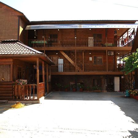 بيزوندا U Iriny Hotel المظهر الخارجي الصورة
