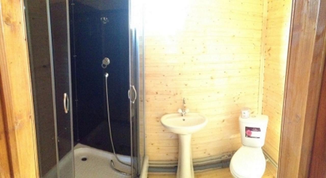 بيزوندا U Iriny Hotel المظهر الخارجي الصورة
