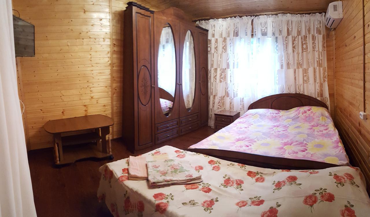 بيزوندا U Iriny Hotel المظهر الخارجي الصورة